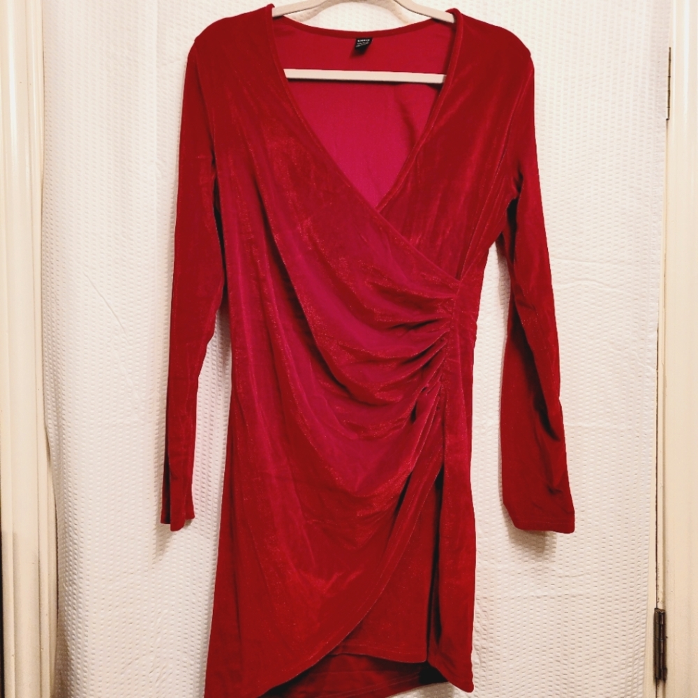 Wrap Front Ruched Detail Velvet Dress